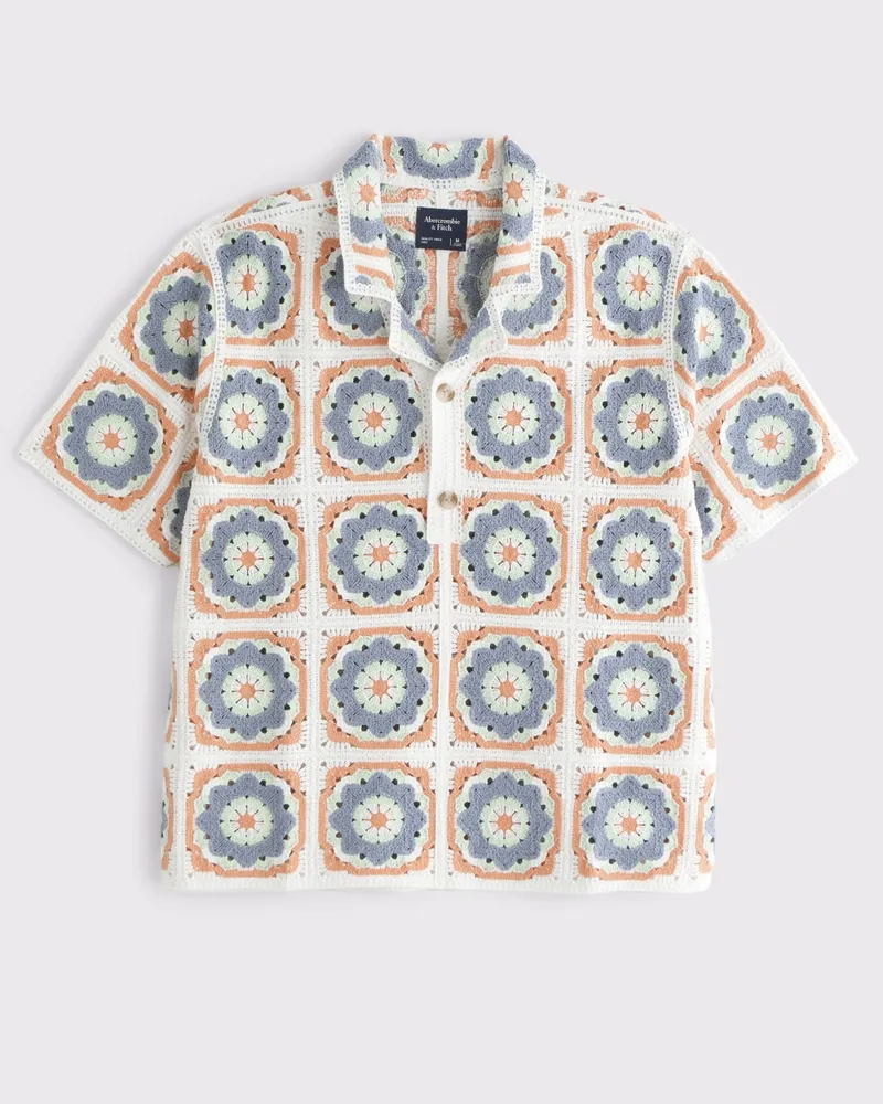 Crochet-Style Floral Pattern 2-Button Sweater Polo