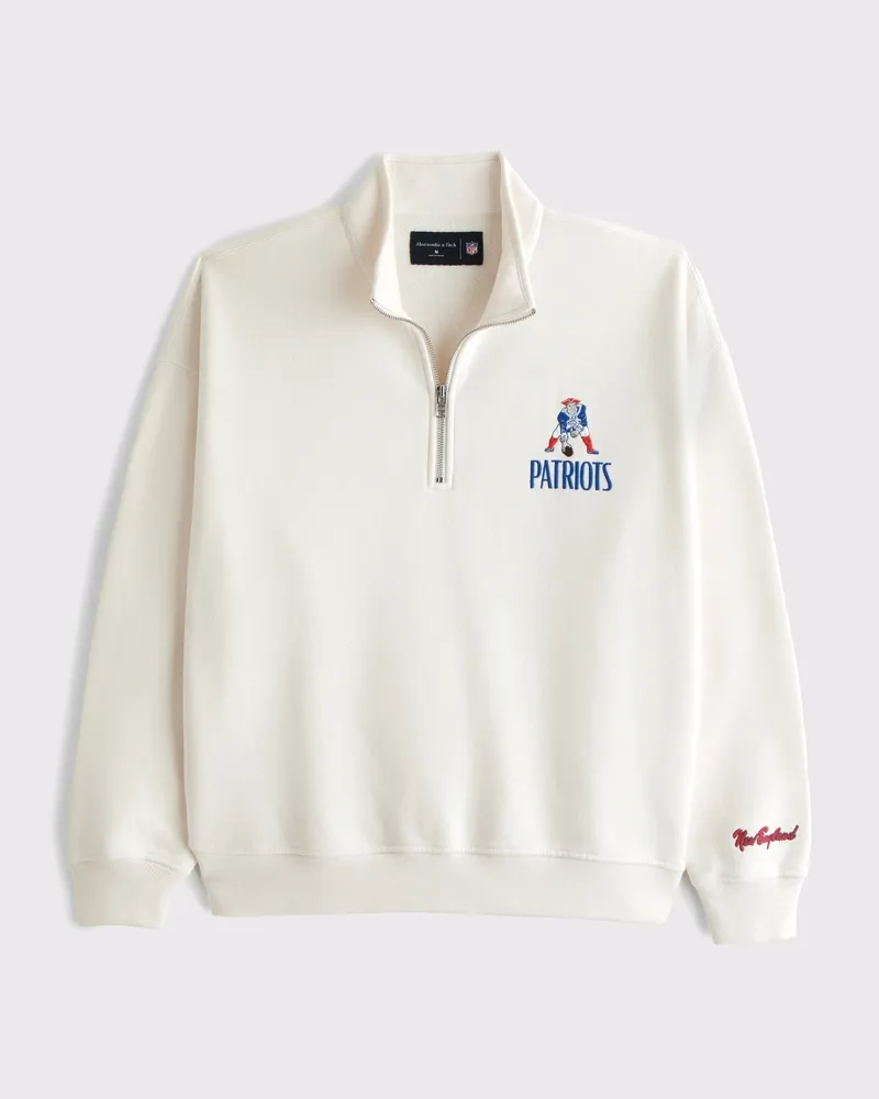 New England Patriots Half-Zip Sweatshirt