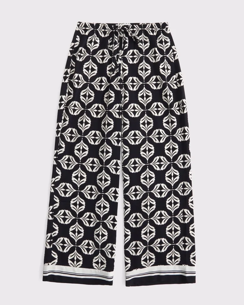 Drapey Wide Leg Pull-On Pant