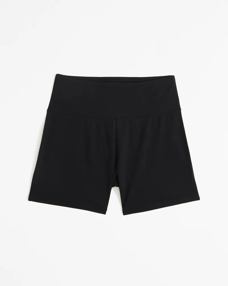 essential high rise bike shorts